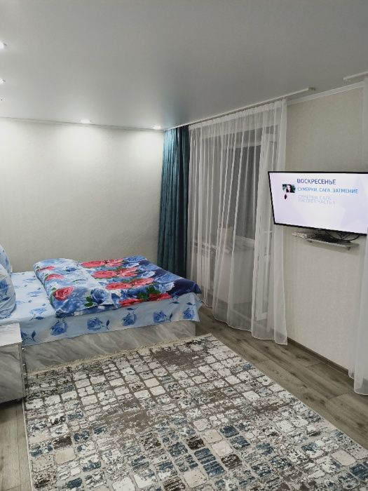 1-ая в самом центре пр. Победы