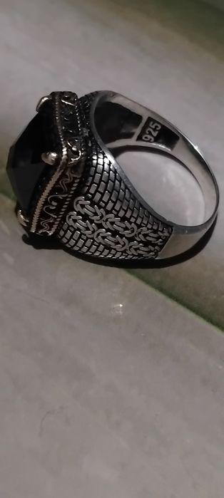 Печатка серебро мужская.