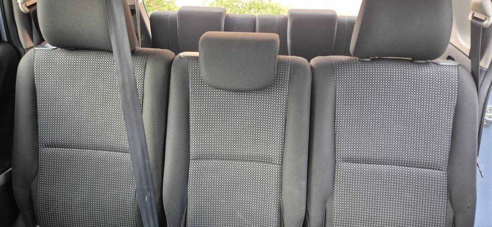 Салон Toyota Corolla Verso 2008