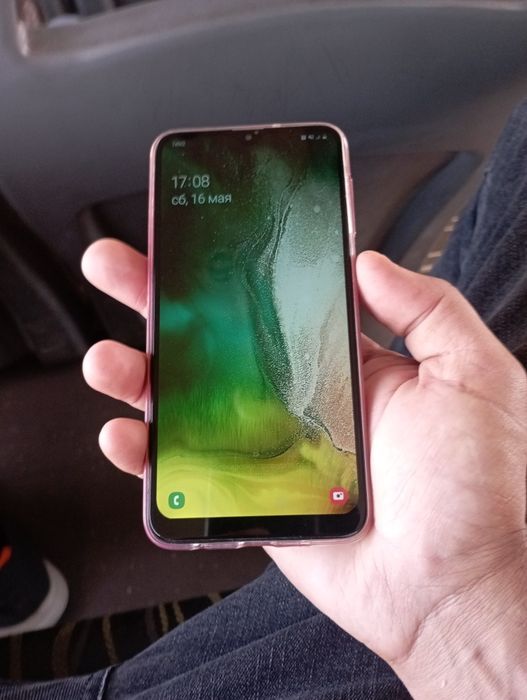 Продам Samsung A10 состояние очень хорошее