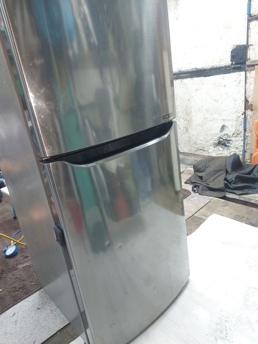 Продам холодильник