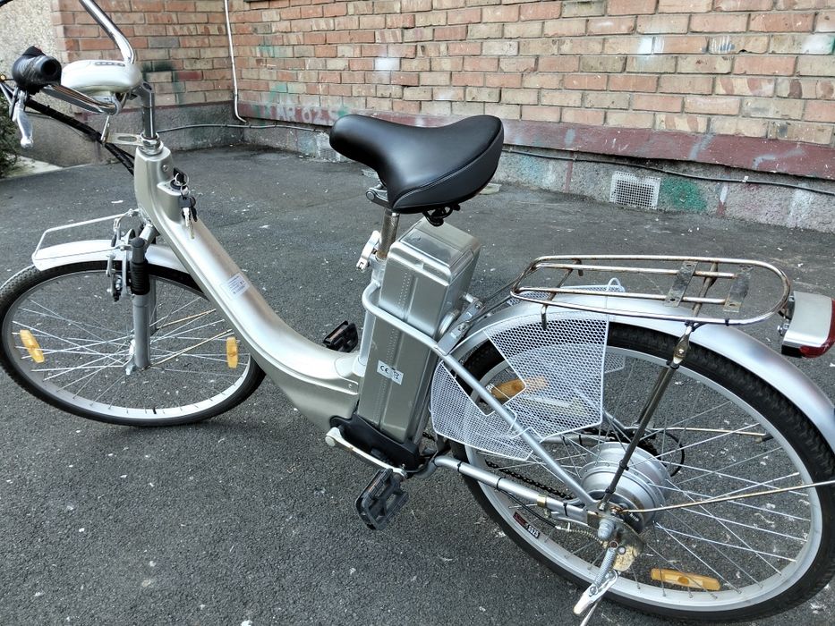 Bicicletă electrică 2022