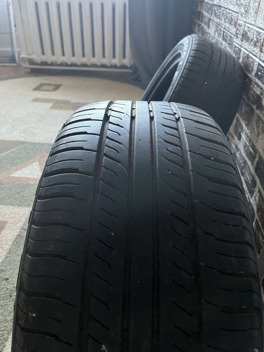 Продам шины в отличном состоянии .
