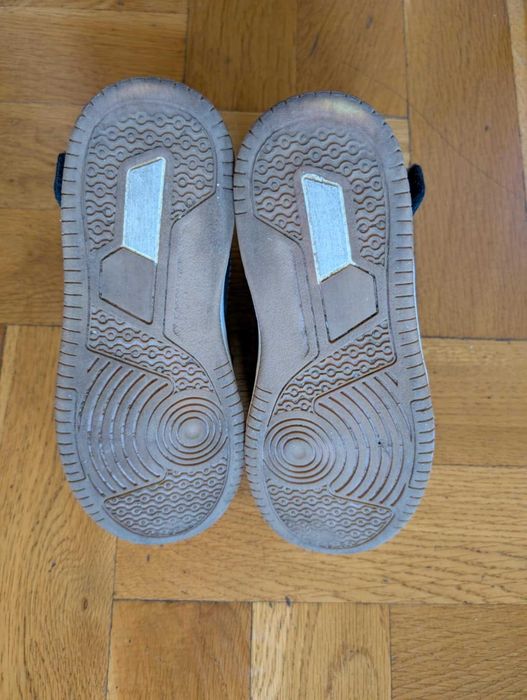 Детски боти и ботуши