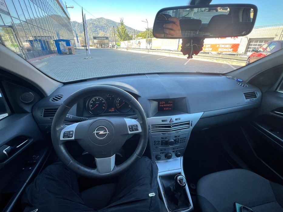 OPEL Astra 2013 — imagine 5