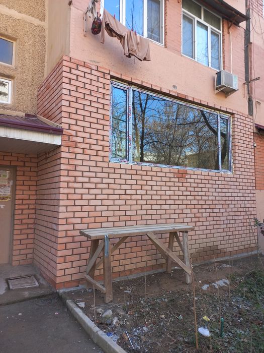 Кладка кирпича и ремонт балконов установка новые решотки козерки