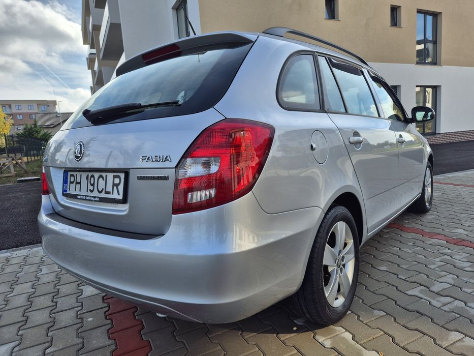 SKODA Fabia 2014 — imagine 4