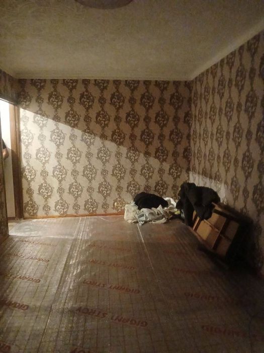 Чирчик 3 микро район 2х Нархи 29.000$ Бош толов ва паспорт бн Ипотека