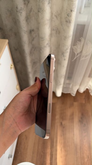 Продам iphone 16 pro max  gold 256 gb