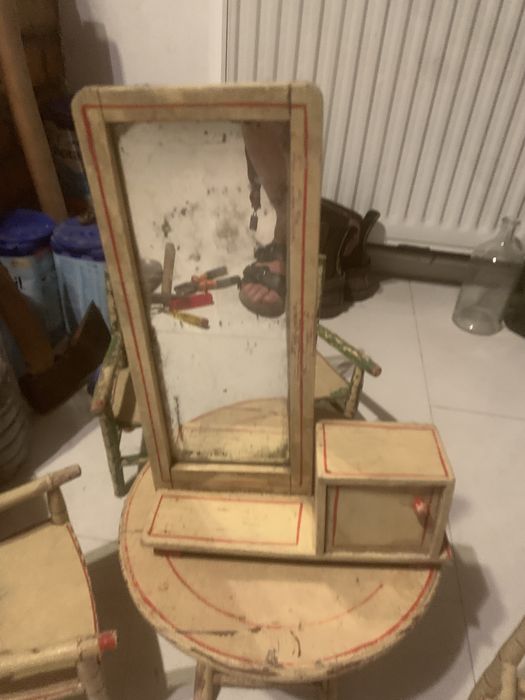 Mobila de jucarie pentru papusi