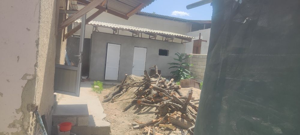 Uy sotiladi  sirochni bariyandgayam