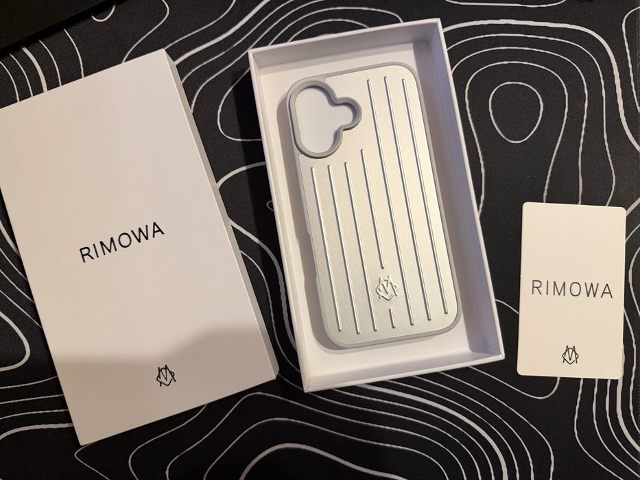 Husa Rimowa Iphone 16 / 17