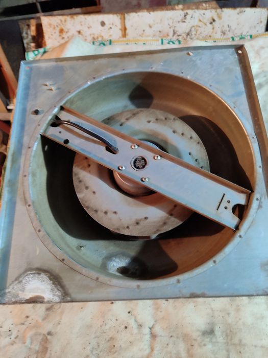 Продам вентилятор производственный