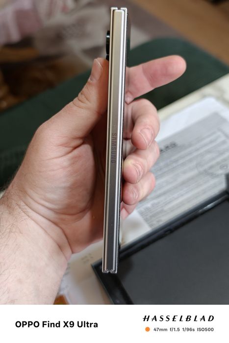 Samsung Galaxy Fold 7 Silver Shadow 256GB Гаранция Технополис!