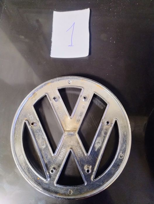 Embleme fata, spate VW