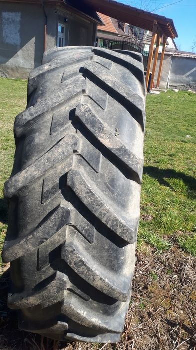 Cauciuc tractor 18,4R34 Michelin radial