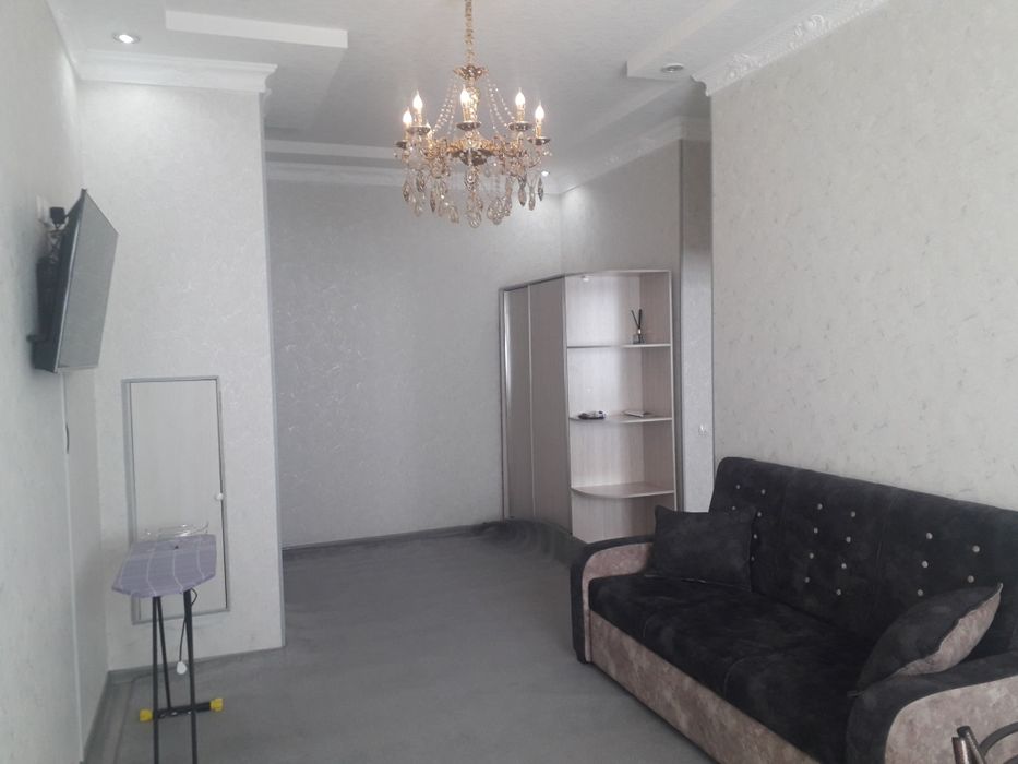 Ижарага берилади Новастройка 2-хоналик 550 у.е Паркентский бозор карш