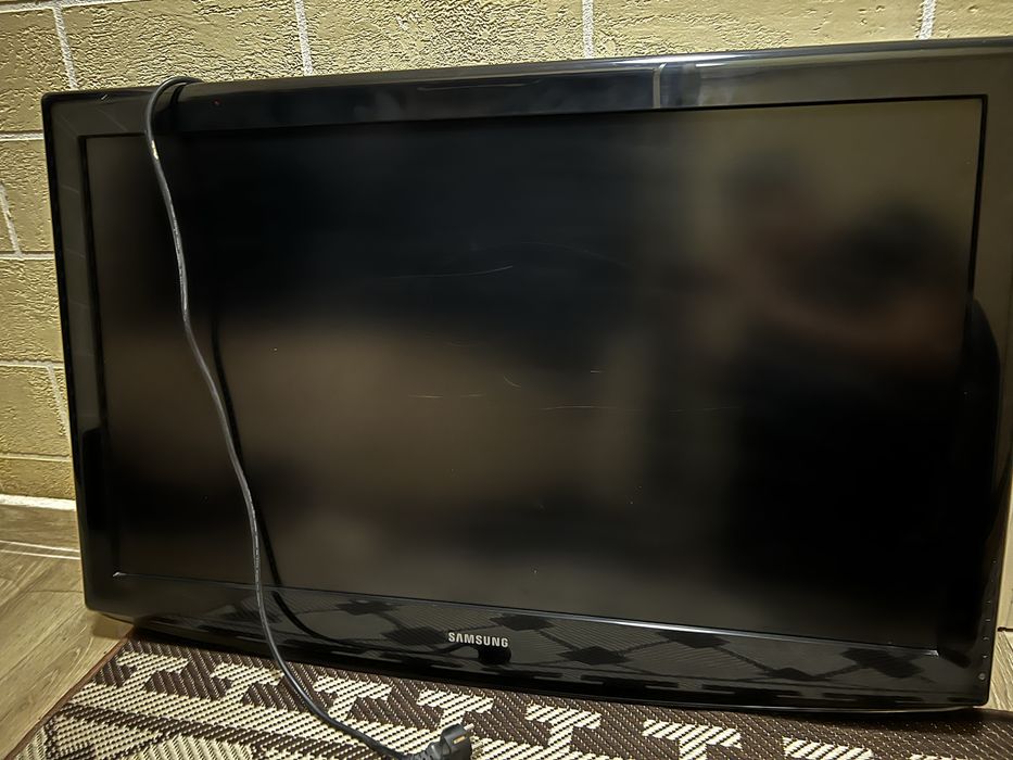 Продам телевизор