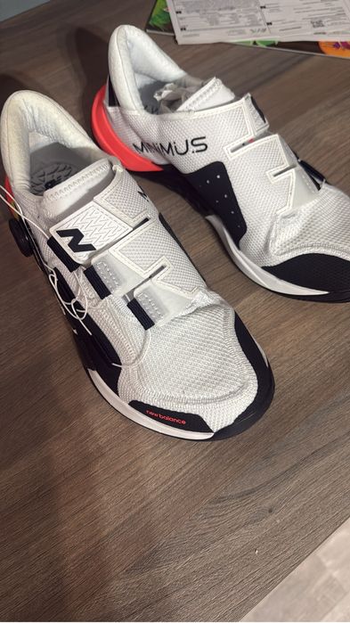 Кроссовки NB новые