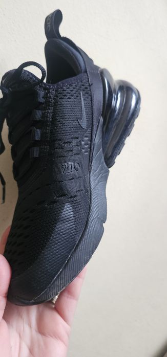 Дамски маратонки Nike Air Max 270