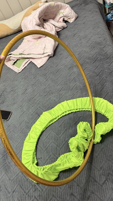 Продам гимнастический обруч, скакалка, мяч