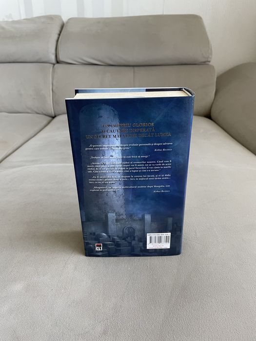 Turnul zorilor sarah j maas tronul de clestar volumul 6 + supracoperta