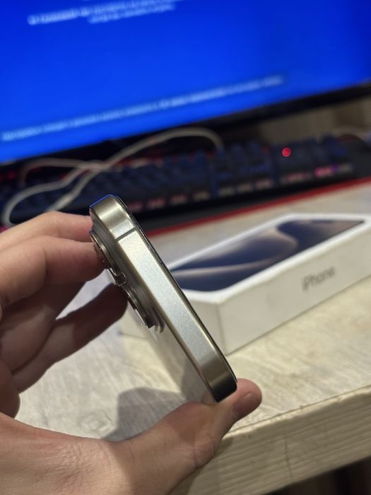 IPhone 15 Pro в отличном состоянии