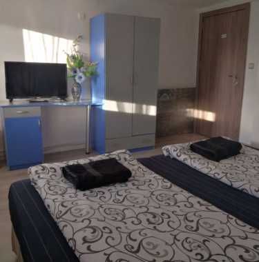 Заменям/продавам хотел,яз.Доспат