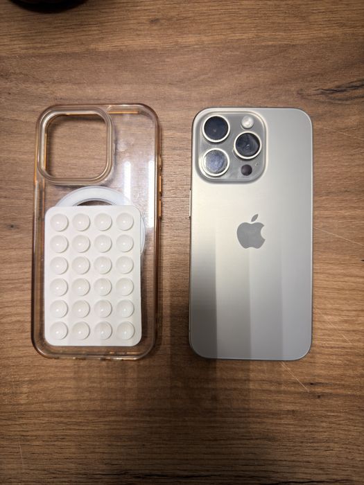 Продается айфон 15 про