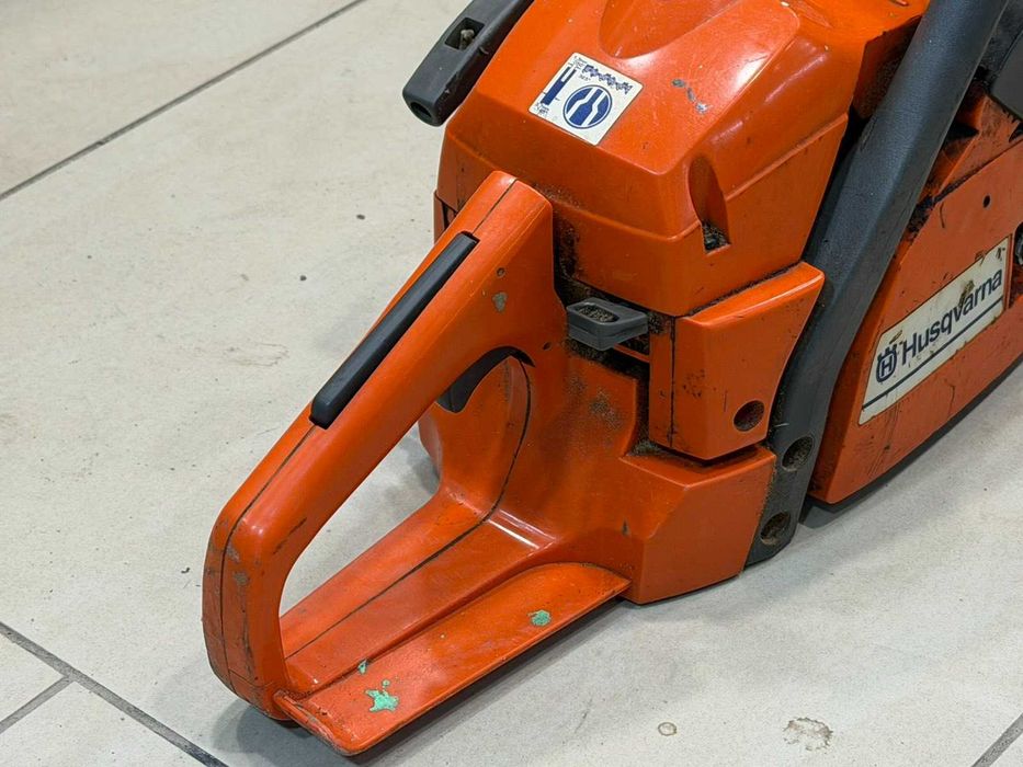 Бензинова резачка Husqvarna 142
