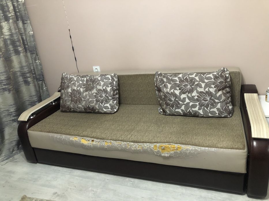 Продается диван  с креслом ,цена 65.000т