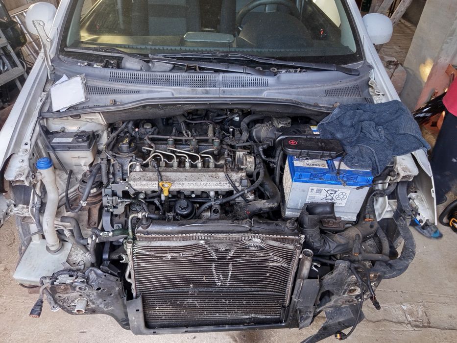 Vând Hyundai getz 1.5 diesel 2006 euro 4 pt piese de schimb s