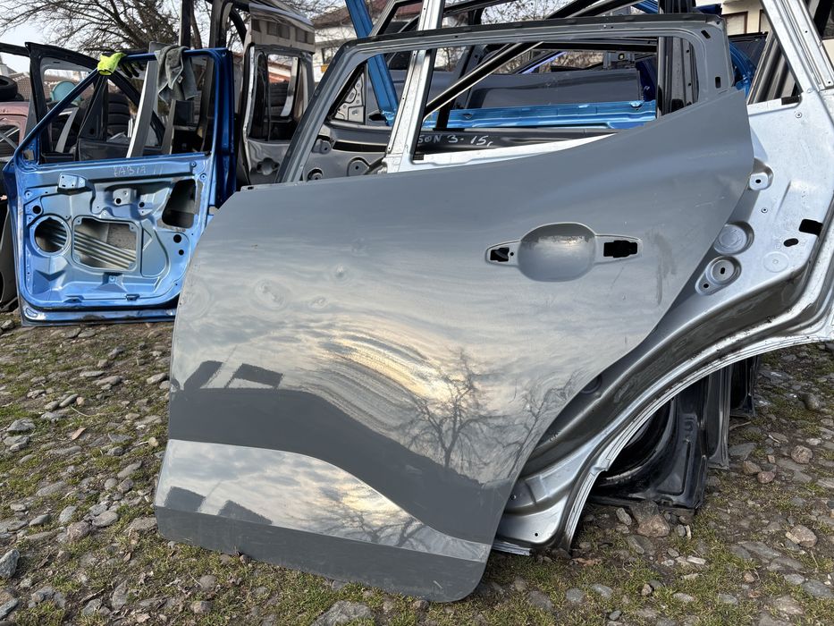 Врата Дачия Сандеро/Dacia Sandero