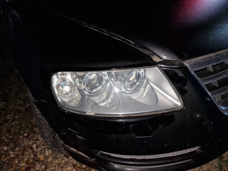 Fata completa Volkswagen Touareg 2003 2006 faruri bi-xenon capota bara
