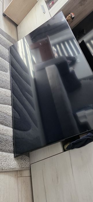 TV Samsung 4K UE50BU8072 - defect