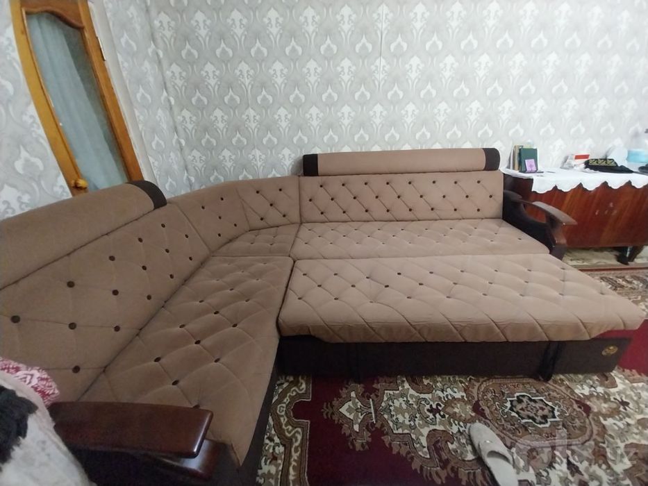 Диван сотилади Диван продаётся
