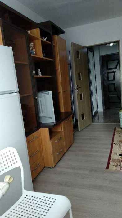 Garsoniera de inchiriat - Rahova Petre Ispirescu - 5 min tramvai 32