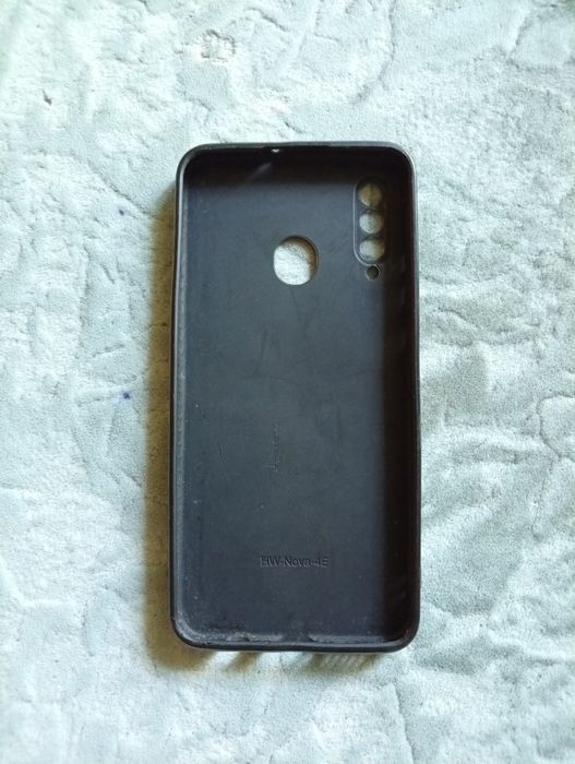 Продам HUAWEI Nova-4E