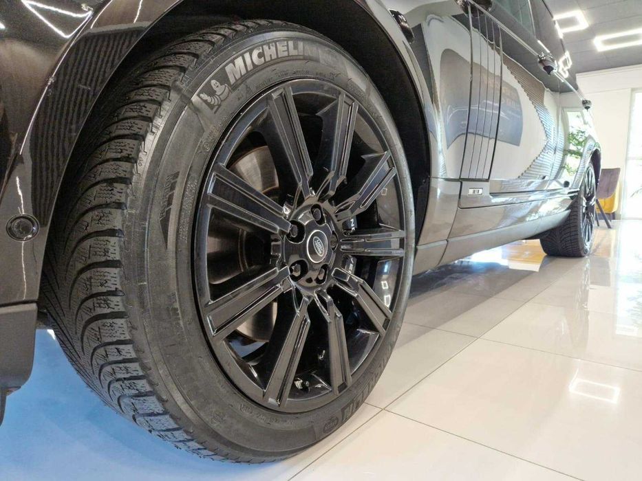 Range Rover 4.4 SDV8 LWB Autobiography