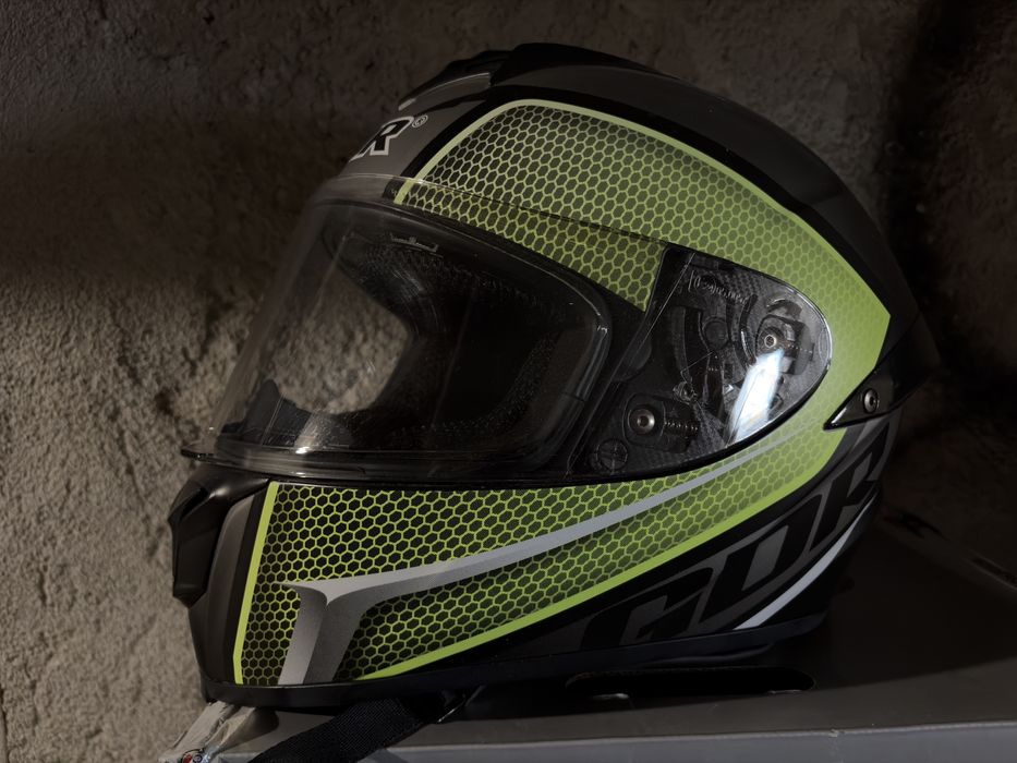 Каска GDR - използвана един сезон