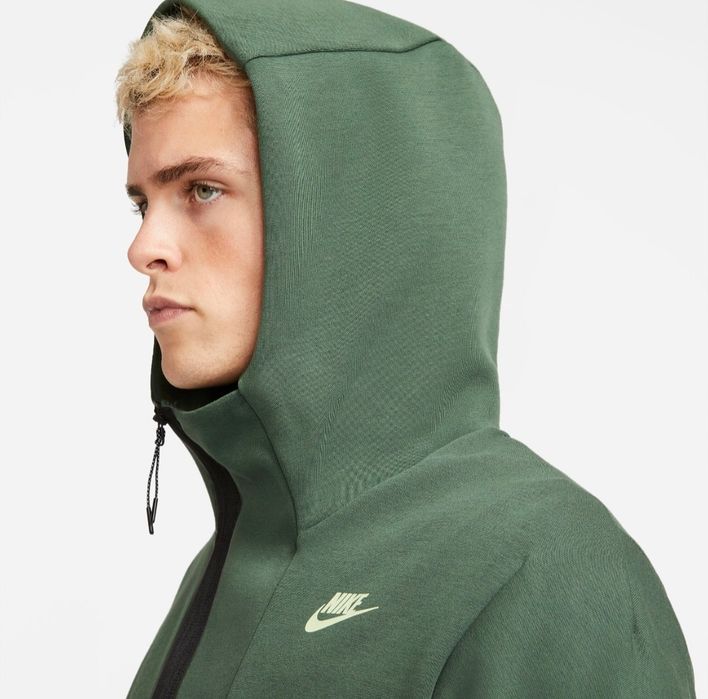 Nike Tech Fleece 1/2 Zip Hoodie S-M