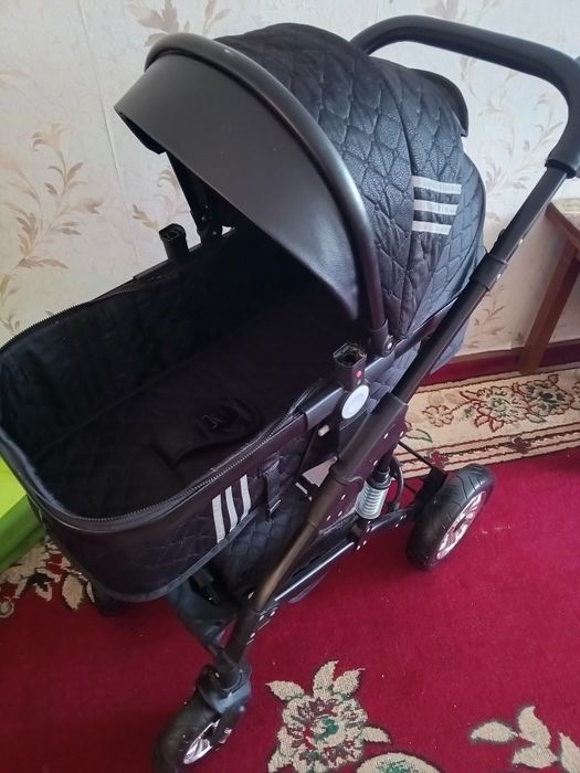 Продам коляску детскую