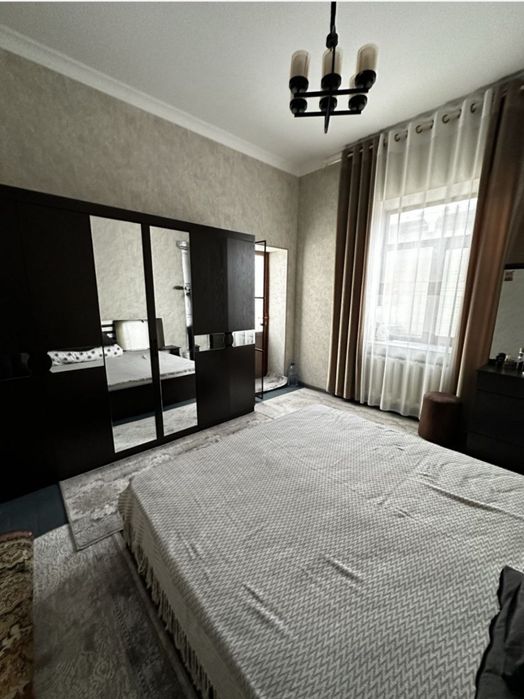 1,8 сотох ховли сотилади