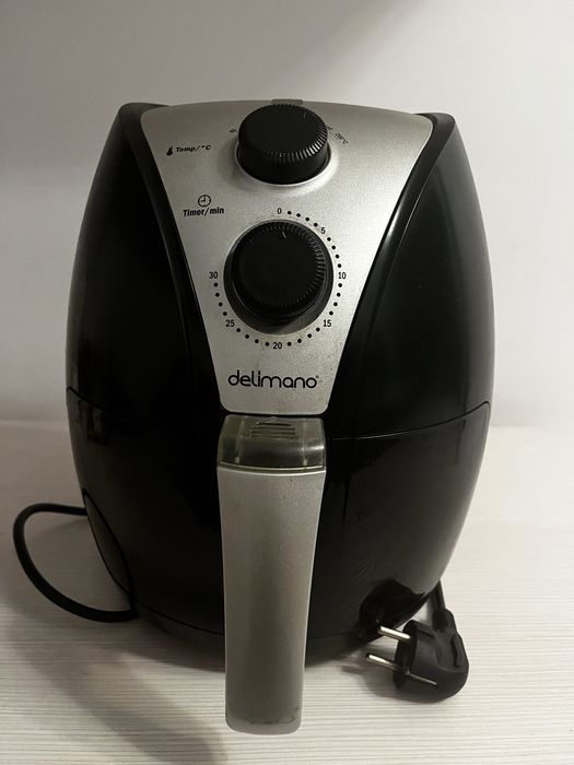Vând air fryer delimano