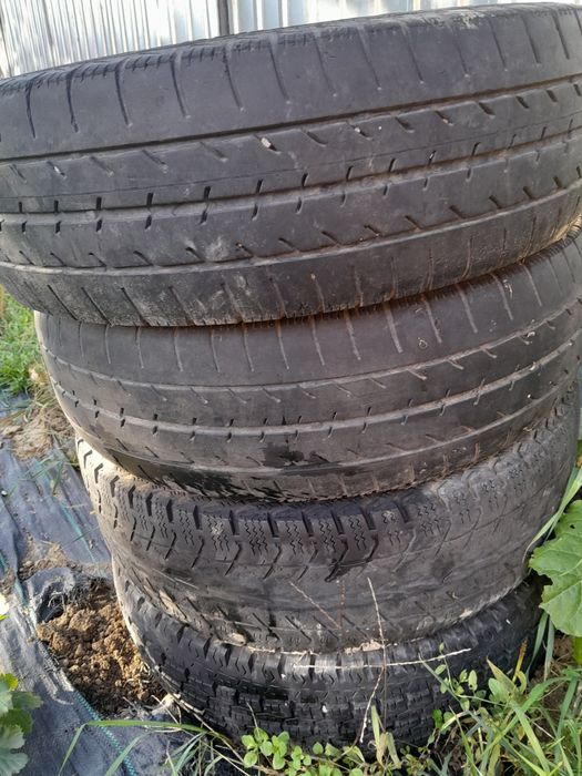Vând 5 Cauciucuri 195/70/15 C.