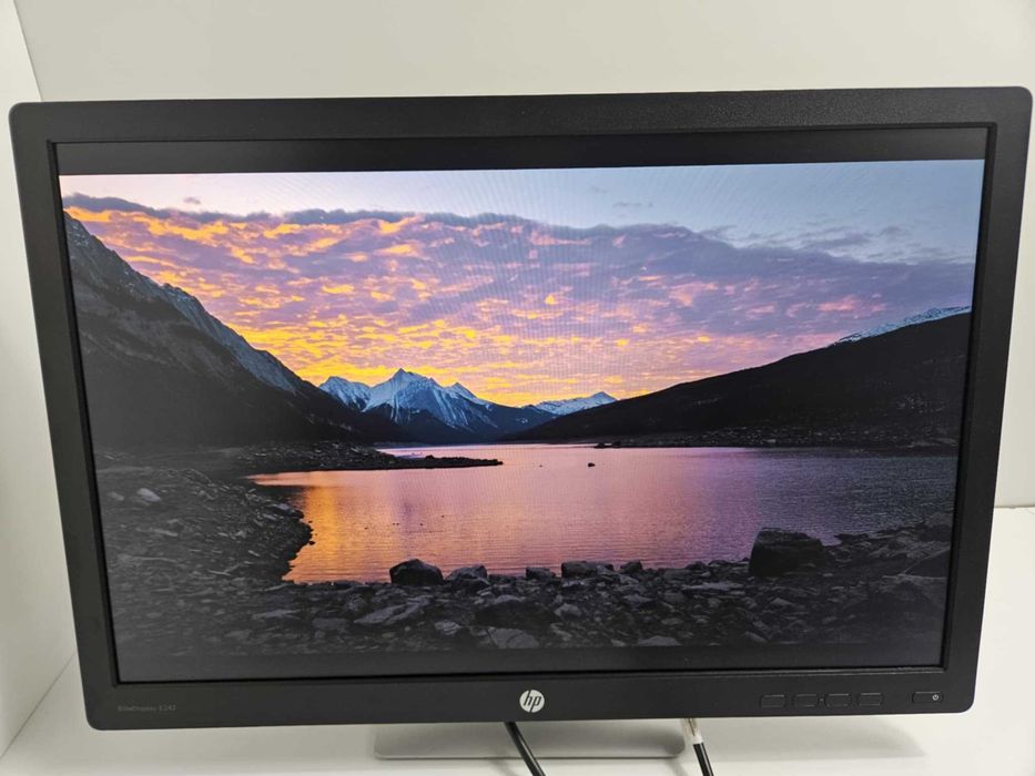 +Гаранция! HDMI IPS Монитор HP EliteDisplay E242 24" инча + кабел
