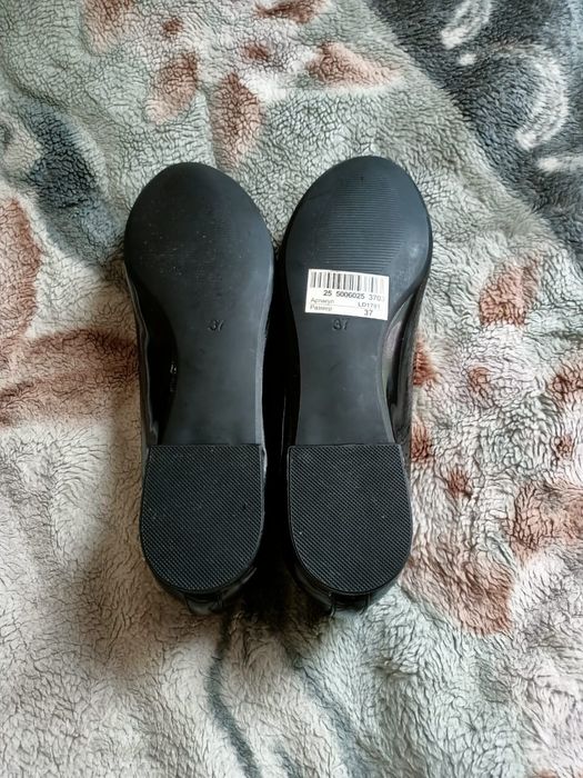 Продам новые балетки