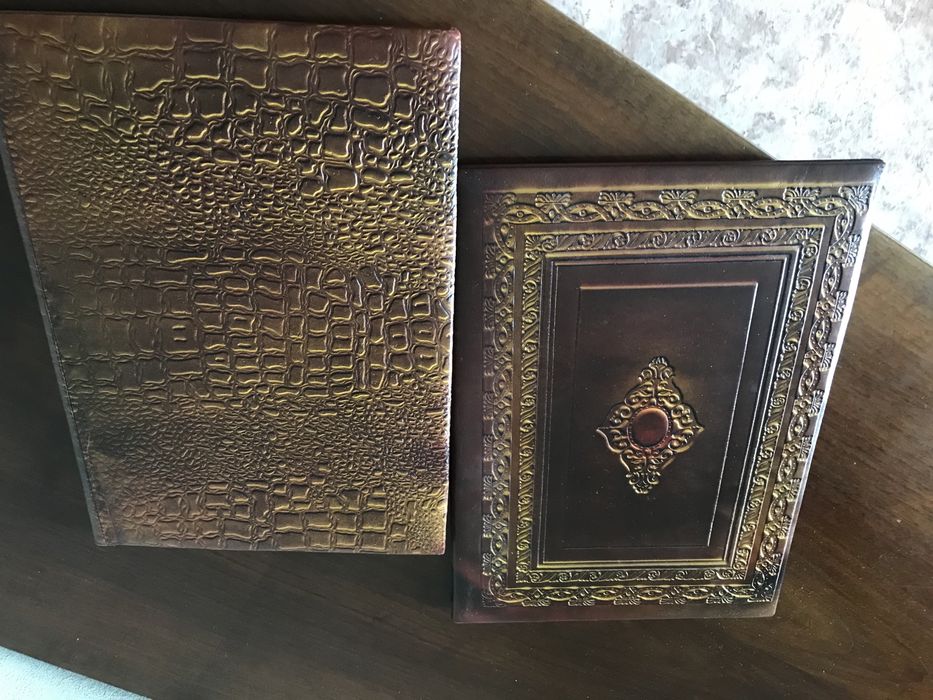 Адресные  папки 2 шт.  б/у