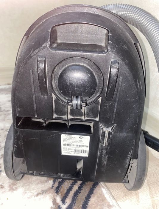 Пылесос Artel 1600v