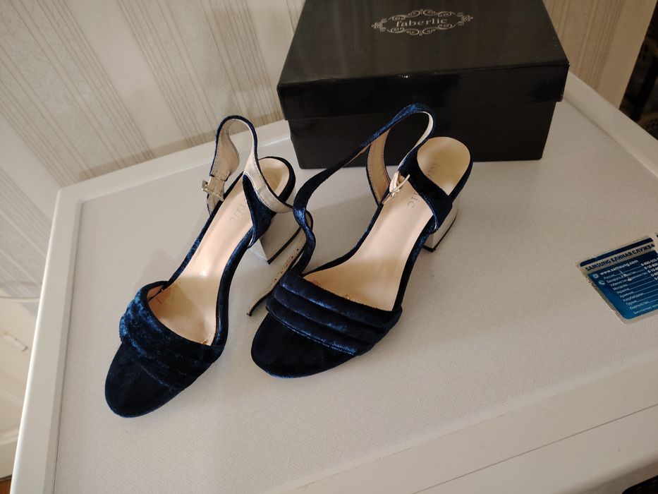 Босоножки  размер 36